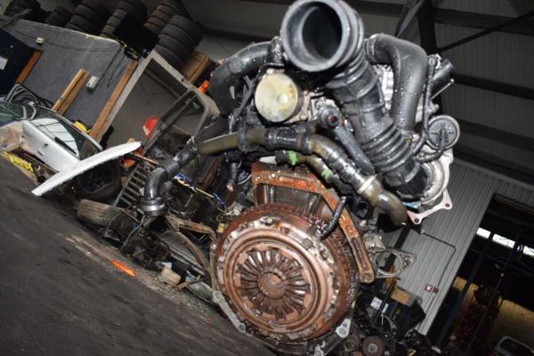 MOTEUR RENAULT 1.5DCI INJECTION DELPHI CODE K9KM768 - Vue 5